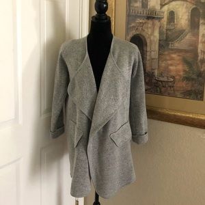 🦋Gray Cardigan 🦋BOGO🦋